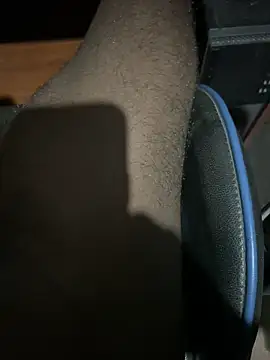 Yurt000 online show from January 25, 2025, 7:07 pm