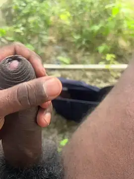 Yurt000 online show from December 20, 2025, 7:15 am