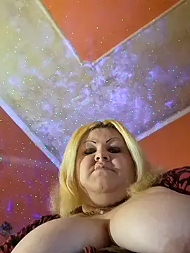 Snapshot of ducicsajsziii chatting on January 25, 2025, 12:16 pm ducicsajsziii online show from January 25, 2025, 12:16 pm