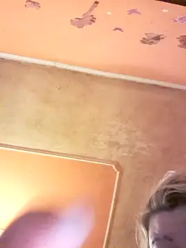 Snapshot of ducicsajsziii chatting on October 12, 2025, 8:41 pm ducicsajsziii online show from October 12, 2025, 8:41 pm