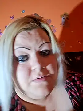 Snapshot of ducicsajsziii chatting on November 21, 2025, 3:22 pm ducicsajsziii online show from November 21, 2025, 3:22 pm