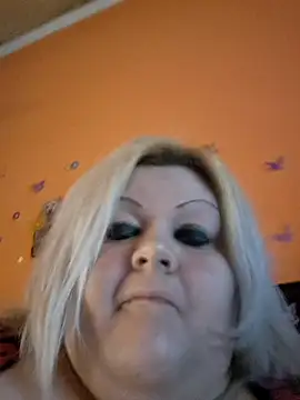 Snapshot of ducicsajsziii chatting on November 22, 2025, 9:30 am ducicsajsziii online show from November 22, 2025, 9:30 am