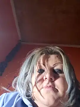 Snapshot of ducicsajsziii chatting on January 15, 2026, 2:10 pm ducicsajsziii online show from January 15, 2026, 2:10 pm