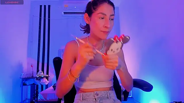 Gorgeous Team online show from February 4, 2026, 7:20 pm