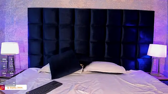 Snapshot of Gaby_Blaze chatting on March 18, 2025, 10:04 pm Gaby Blaze online show from March 18, 2025, 10:04 pm