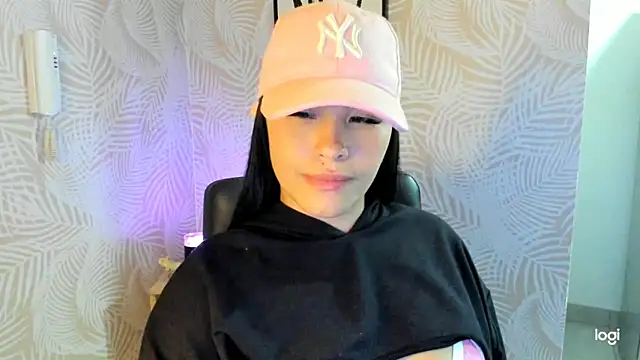 sexyyykloee online show from January 26, 2025, 10:02 am