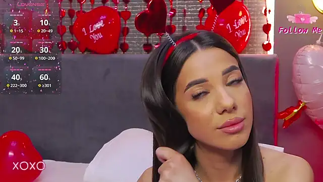 Snapshot of LaraKent chatting on February 14, 2025, 11:53 pm LaraKent online show from February 14, 2025, 11:53 pm