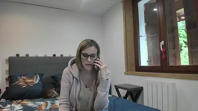 Snapshot of Madame_Callie chatting on May 18, 2026, 11:38 am Madame Callie online show from May 18, 2026, 11:38 am