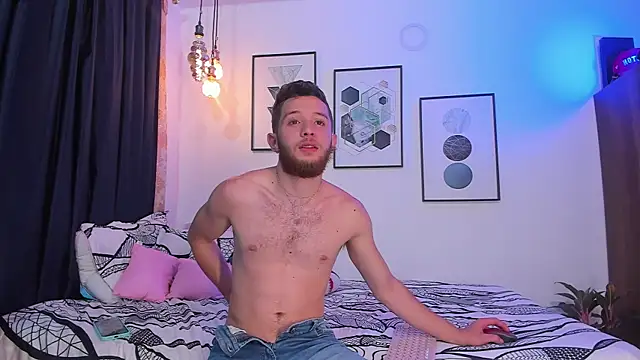 Juan Castano online show from December 14, 2024, 11:39 am