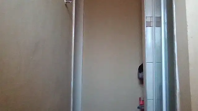 ShooingBunch online show from November 6, 2025, 7:20 am