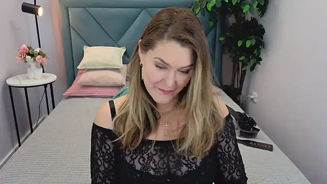 Adele Russo online show from January 15, 2026, 4:44 pm