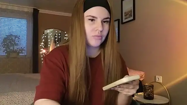 alexababy online show from November 24, 2025, 11:21 am