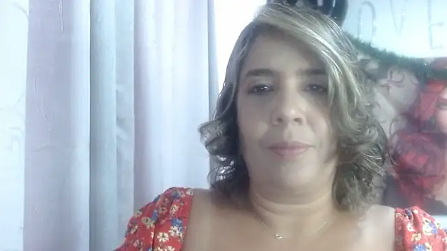 Snapshot of Victoria_meester chatting on January 13, 2026, 2:55 pm Victoria meester online show from January 13, 2026, 2:55 pm