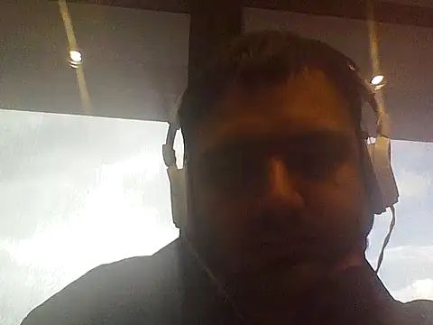 JohnBond009 online show from March 26, 2026, 9:48 am