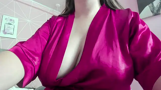 dolly zoe online show from March 8, 2025, 12:22 am