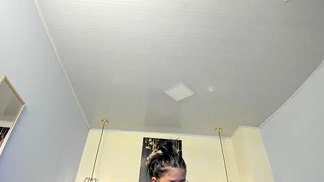 ayshel   online show from March 3, 2025, 5:53 am