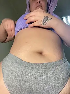 xocrybaby online show from January 31, 2025, 6:47 pm