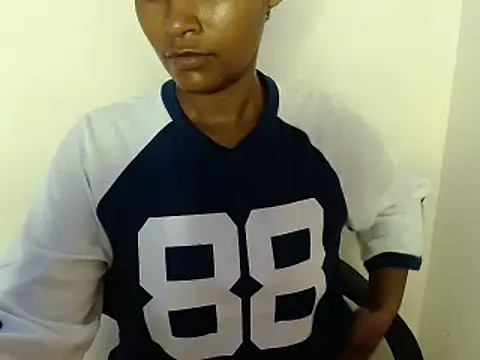 savage laura online show from February 18, 2025, 6:04 pm