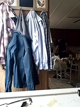 j hollywood91 online show from November 18, 2025, 7:29 pm