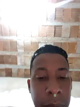 Snapshot of jhonjhon2131 chatting on October 4, 2025, 4:32 am jhonjhon2131 online show from October 4, 2025, 4:32 am