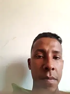 Snapshot of jhonjhon2131 chatting on November 15, 2025, 4:58 pm jhonjhon2131 online show from November 15, 2025, 4:58 pm