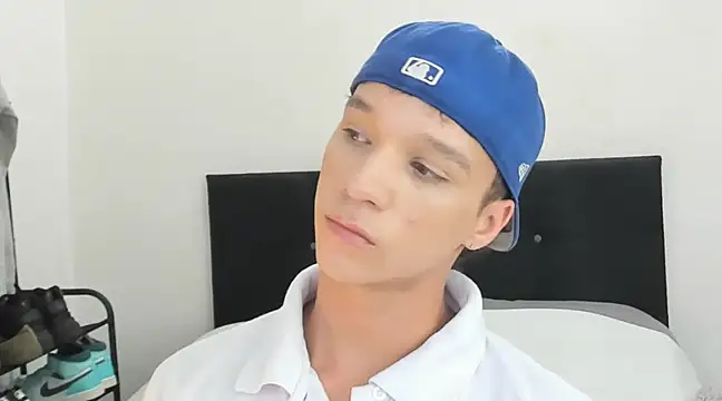 Snapshot of angelcortes chatting on January 10, 2025, 10:46 pm angelcortes online show from January 10, 2025, 10:46 pm