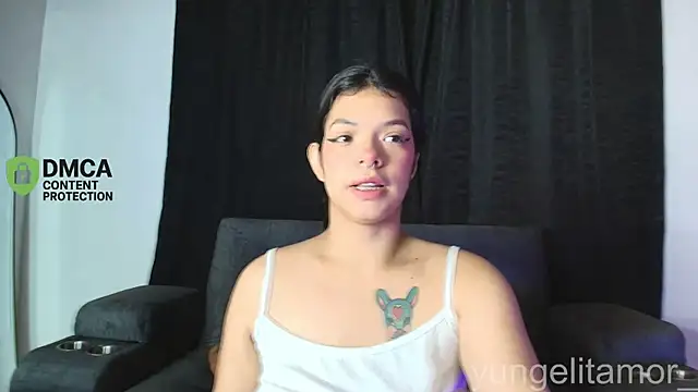 Snapshot of yungelitamor_ chatting on November 14, 2025, 5:28 am yungelitamor online show from November 14, 2025, 5:28 am