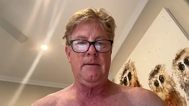 littleone01234 online show from February 21, 2026, 6:36 am