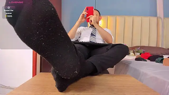 jeanpiere  online show from March 20, 2025, 4:20 pm