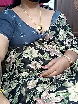 yours-kavaya online show from October 13, 2025, 3:17 am