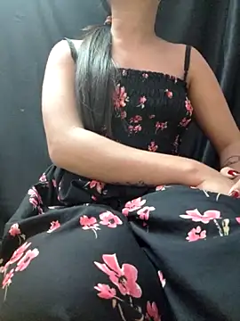 Snapshot of Roshni_98 chatting on December 18, 2025, 4:57 pm Roshni 98 online show from December 18, 2025, 4:57 pm