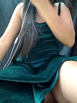 Snapshot of Roshni_98 chatting on April 21, 2026, 5:14 am Roshni 98 online show from April 21, 2026, 5:14 am