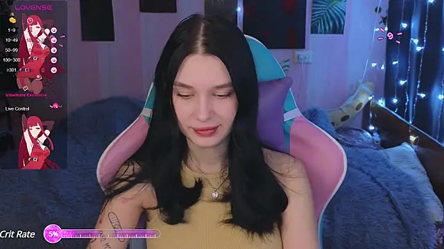 Snapshot of Amanda_Tender chatting on December 3, 2024, 9:23 pm Amanda Tender online show from December 3, 2024, 9:23 pm