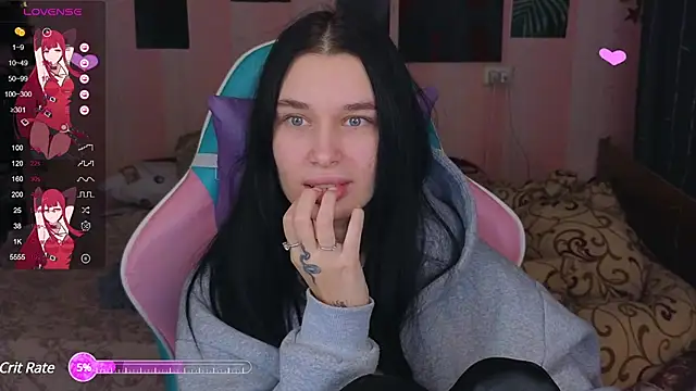 Snapshot of Amanda_Tender chatting on December 10, 2024, 9:33 pm Amanda Tender online show from December 10, 2024, 9:33 pm