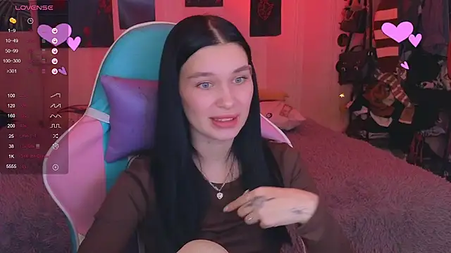 Snapshot of Amanda_Tender chatting on January 6, 2025, 9:54 pm Amanda Tender online show from January 6, 2025, 9:54 pm