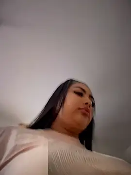 NatashaBrown12 online show from April 8, 2026, 2:06 pm