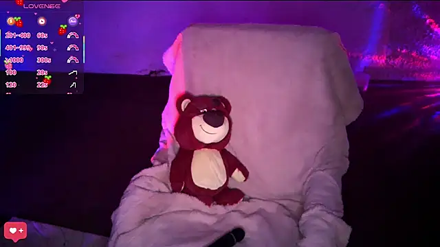 PetiteAngel666 online show from December 2, 2025, 8:37 pm