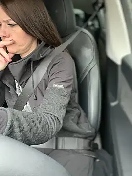 Snapshot of LadyLena1 chatting on November 15, 2025, 6:48 pm LadyLena1 online show from November 15, 2025, 6:48 pm