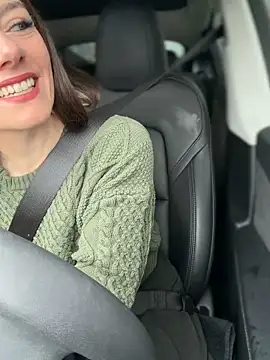 Snapshot of LadyLena1 chatting on November 26, 2025, 7:04 pm LadyLena1 online show from November 26, 2025, 7:04 pm