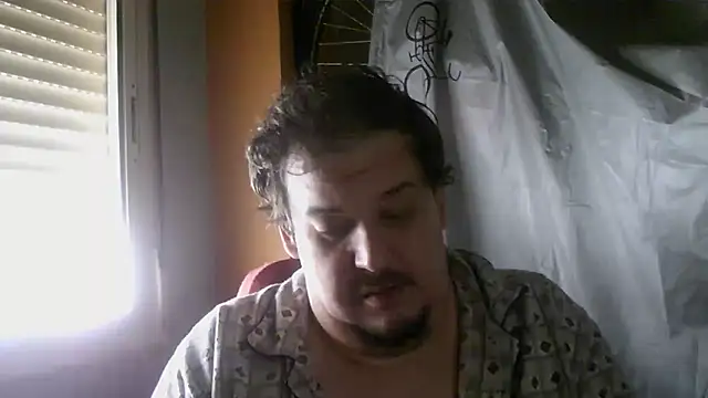 porkorossy online show from November 2, 2025, 9:11 am