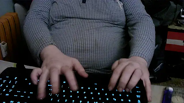 porkorossy online show from March 5, 2026, 6:37 pm