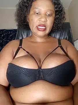 Bootyliciousbbw12 online show from April 11, 2026, 8:40 am