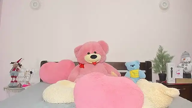 Snapshot of Annatrybebetter chatting on December 26, 2024, 9:15 pm Annatrybebetter online show from December 26, 2024, 9:15 pm