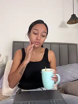 DianaHopson online show from January 13, 2026, 11:04 am