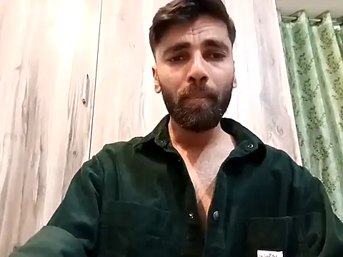 18 couple sex online show from April 8, 2026, 9:04 pm