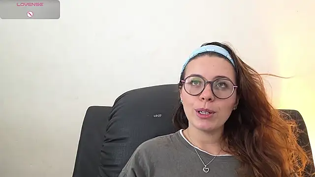 Snapshot of irinasweet27 chatting on September 10, 2025, 12:21 am irinasweet27 online show from September 10, 2025, 12:21 am