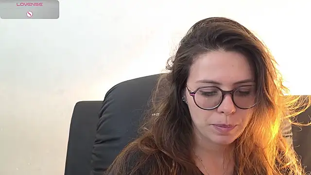 Snapshot of irinasweet27 chatting on September 21, 2025, 12:01 am irinasweet27 online show from September 21, 2025, 12:01 am