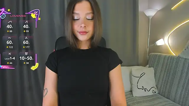 Snapshot of Alice_hailey_ chatting on April 28, 2026, 8:03 pm Alice hailey online show from April 28, 2026, 8:03 pm
