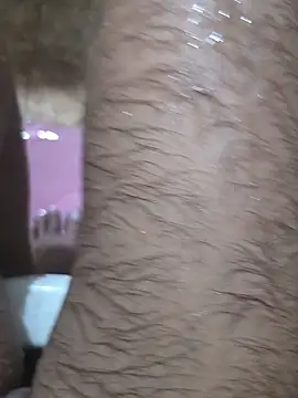 Snapshot of surfer_fun29 chatting on September 18, 2025, 4:14 am surfer fun29 online show from September 18, 2025, 4:14 am