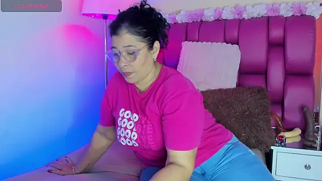 desire matture online show from March 11, 2025, 7:36 pm